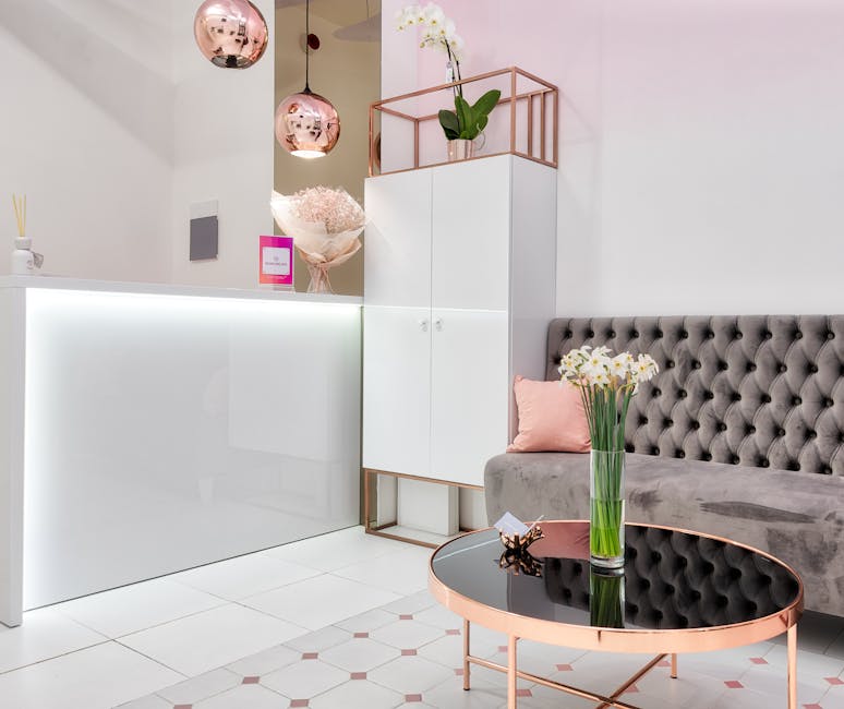 Boutique Hotels in Paris With Hidden Lounges & Jazz